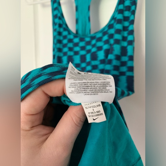 Nike Dri-fit Running Blue Checkered Racerback Tank - Picture 6 of 6